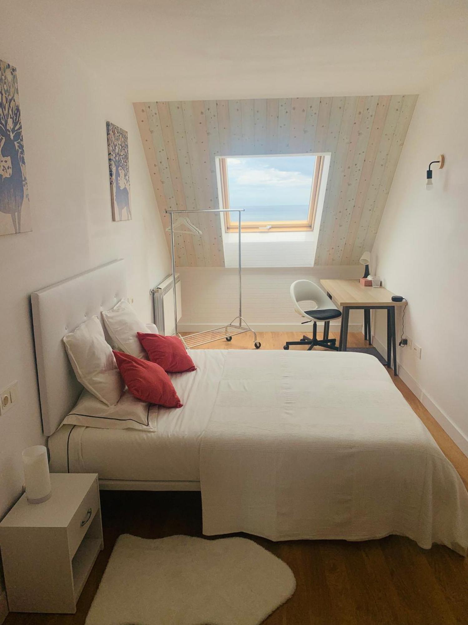 Apartamentos Lamarosa -Atico ,Vistas Al Mar Cantabrico Parking Burela Exterior foto